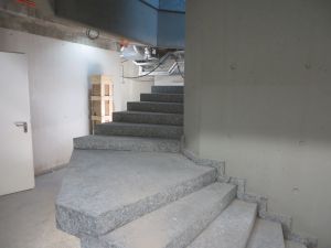 Die verbindende Treppe 