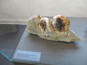 Aus der Mineraliensammlung