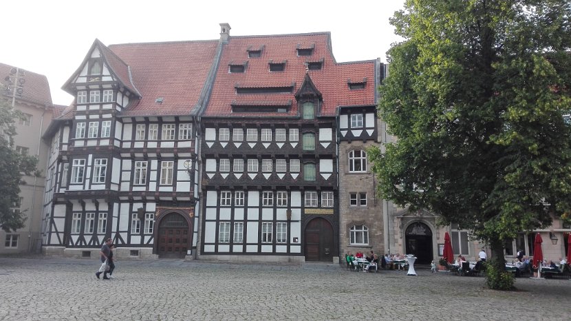 Huneborstelsches Haus und Veltheimsches Haus   